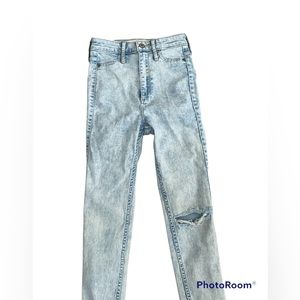Abercrombie & Fitch NY Size‎ 00 W 24 Denim Jeans THRASHED